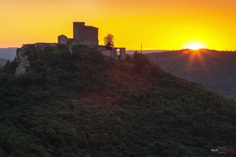Münz,Pfalz,Rehbergturm,Slevogtfelsen,Trifels